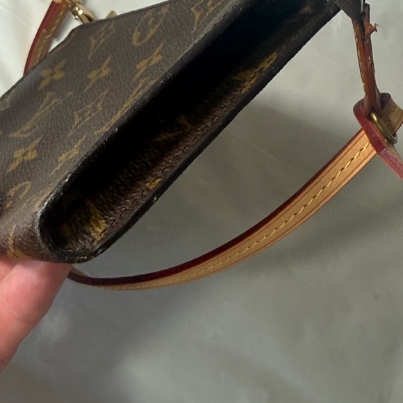 Louis Vuitton LV Bucket  Pouch brown Monogram crossbody - Picture 5 of 17